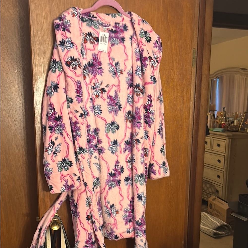 Vera Bradley Pink Floral Robe
